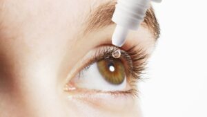 Thuốc nhỏ mắt Cravit – chuyên điều trị các bệnh nhiễm trùng mắt